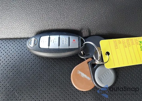 2016 Nissan Rogue Sl z USA, uszkodzony, nr VIN 5N1AT2MV3GC760084